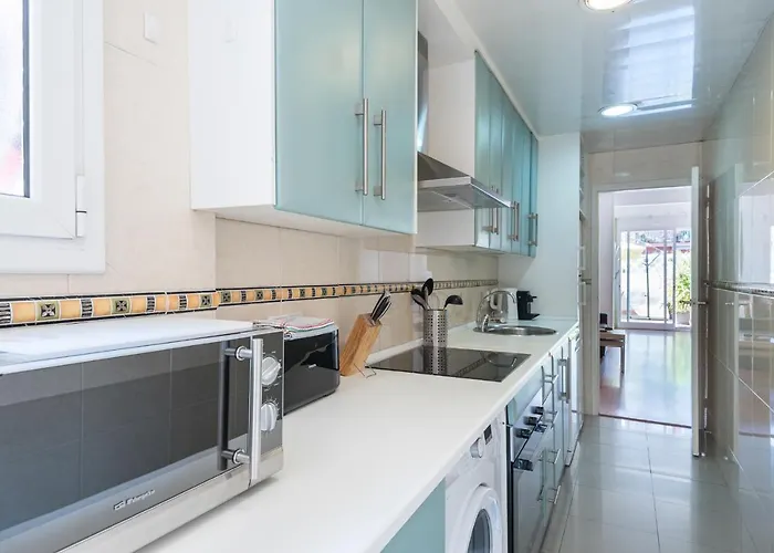 With Terrace A Step Away From Montjuic, バルセロナ