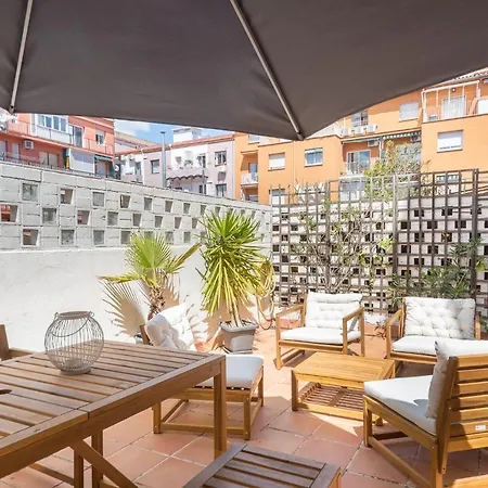 Apartament With Terrace A Step Away From Montjuic *